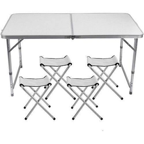 Столы и стулья